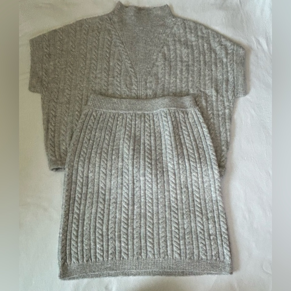 Express Gray Cable Knit Sweater Set